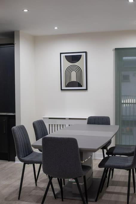 Luxury, Sleeps 6, City Centre Belfast Bagian luar foto